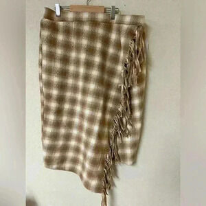 NWT Time and Tru camel & beige plaid faux wrap fringe heavy skirt
